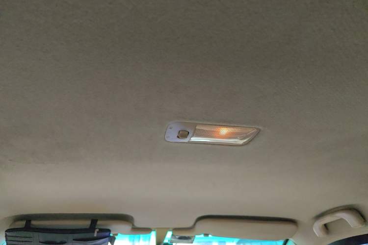 Used BYD F3 2014 1.5L Manual Luxury Model Headliner
