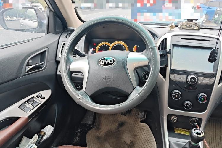 Used BYD F3 2014 1.5L Manual Luxury Model Steering Wheel