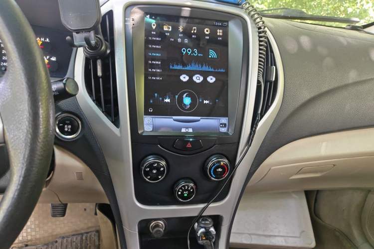 Used BYD F3 2014 1.5L Manual Luxury Model Audio And AC Panel