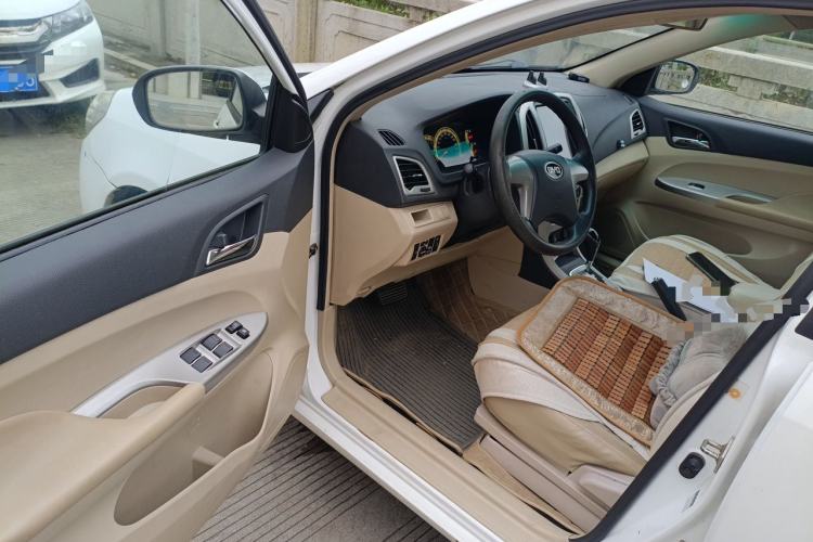 Used BYD F3 2014 1.5L Automatic Luxury Model Driver Seat