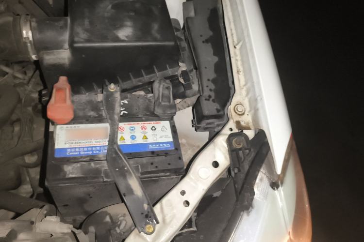 Used BYD F3 2014 1.5L Manual Luxury Model Engine Bay Left