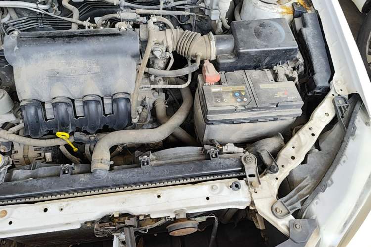 Used BYD F3 2014 1.5L Manual Luxury Model Engine Bay Left