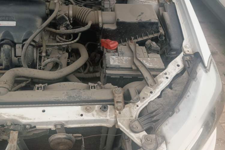 Used BYD F3 2014 1.5L Manual Luxury Model Engine Bay Left
