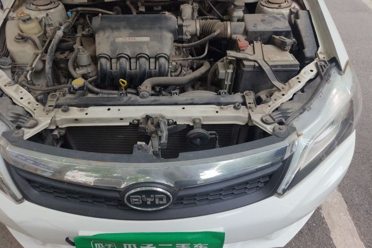 Used BYD F3 2014 1.5L Automatic Prestige Edition Engine Bay Left