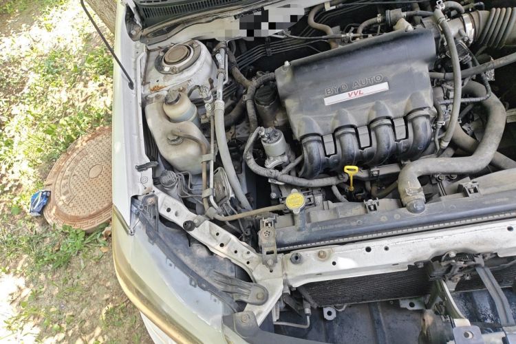 Used BYD F3 2014 1.5L Manual Luxury Model Engine Bay Right