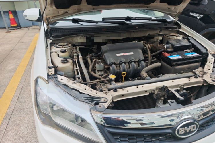 Used BYD F3 2014 1.5L Manual Luxury Model Engine Bay Right