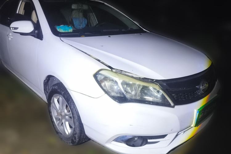 Used BYD F3 2014 1.5L Manual Luxury Model Front Right 45 Deg