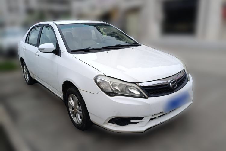 Used BYD F3 2014 1.5L Automatic Luxury Model Front Right 45 Deg