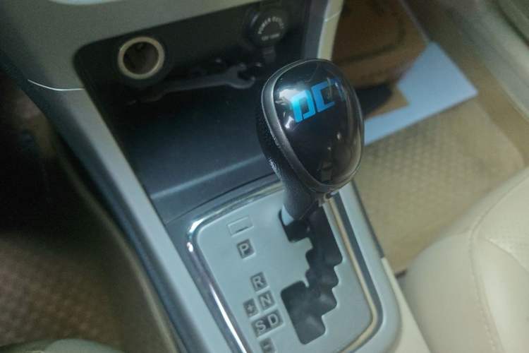 Used BYD F3 2014 1.5L Automatic Prestige Edition Gear Lever