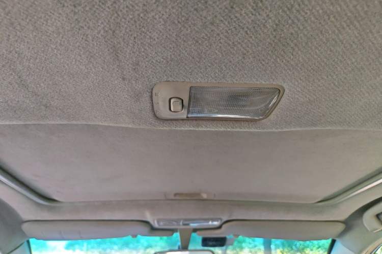 Used BYD F3 2014 1.5L Manual Luxury Model Headliner