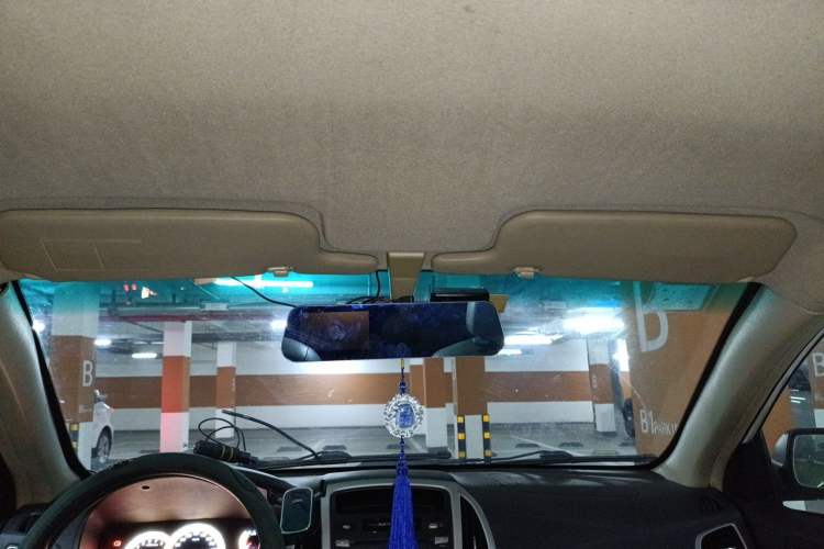 Used BYD F3 2014 1.5L Manual Luxury Model Headliner