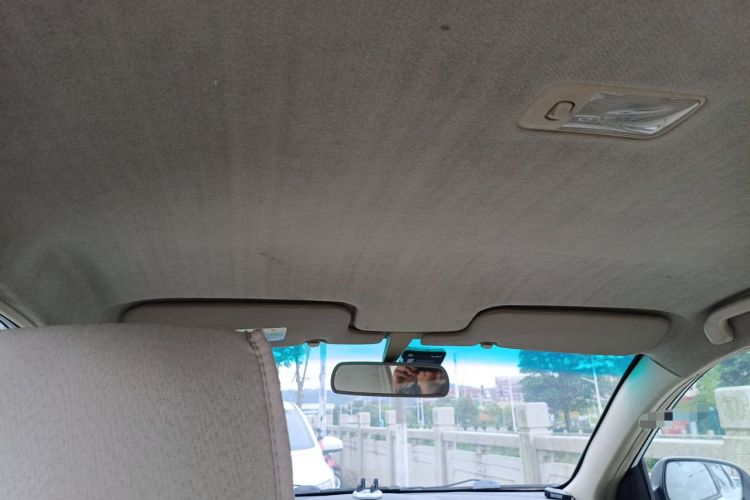 Used BYD F3 2014 1.5L Automatic Luxury Model Headliner