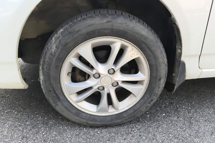 Used BYD F3 2014 1.5L Manual Luxury Model Left Front Wheel Hub