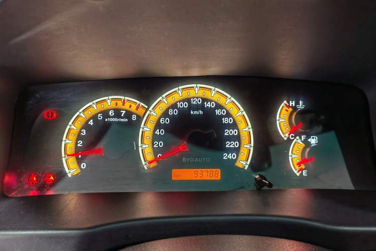 Used BYD F3 2014 1.5L Manual Luxury Model Odometer Close Up