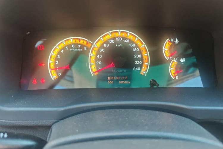 Used BYD F3 2014 1.5L Manual Luxury Model Odometer Close Up