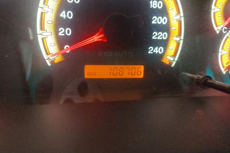 Used BYD F3 2014 1.5L Automatic Prestige Edition Odometer Close Up
