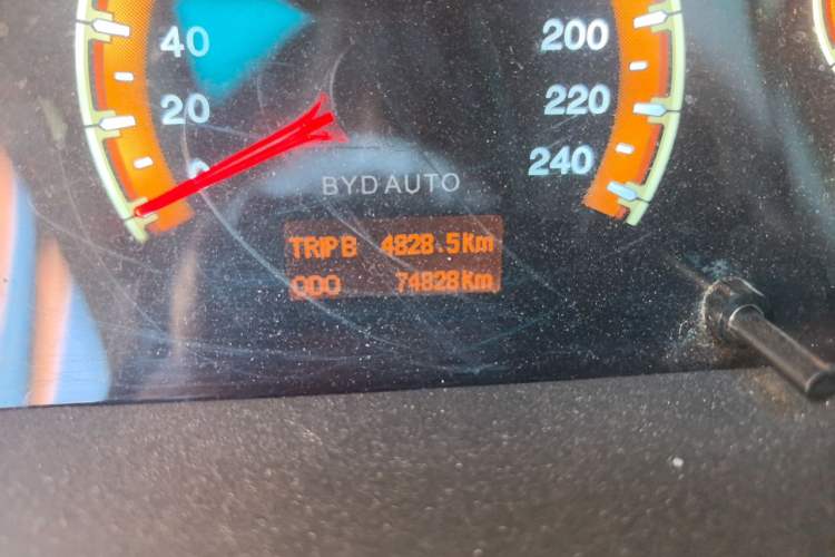 Used BYD F3 2014 1.5L Manual Luxury Model Odometer Close Up