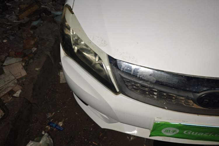 Used BYD F3 2014 1.5L Manual Comfort Model Right Front Headlight