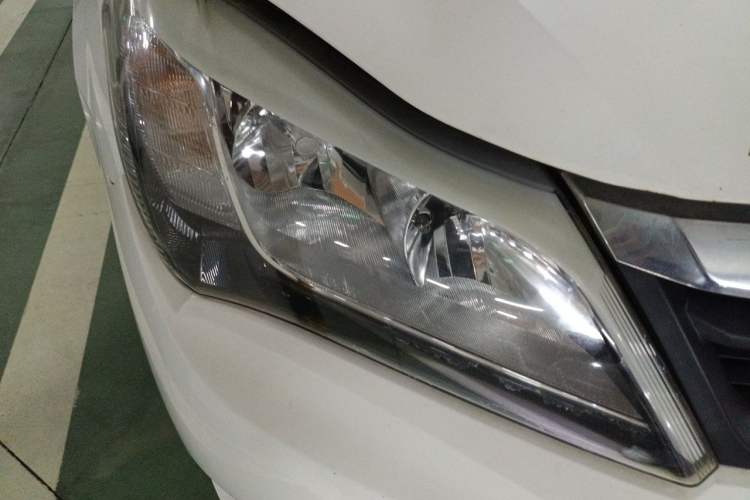 Used BYD F3 2014 1.5L Manual Luxury Model Right Front Headlight