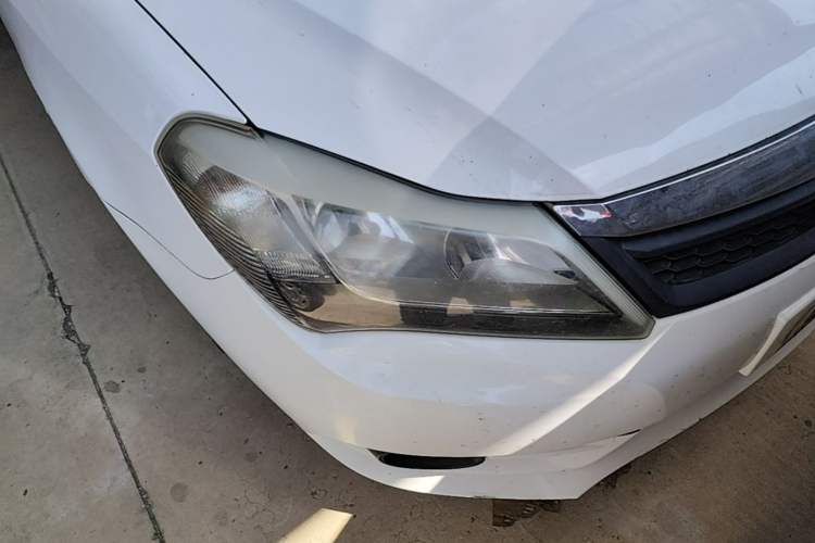 Used BYD F3 2014 1.5L Manual Luxury Model Right Front Headlight