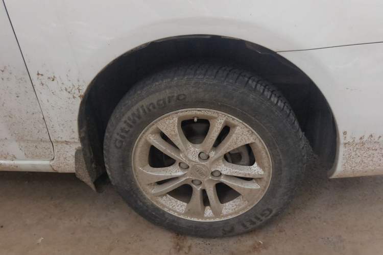 Used BYD F3 2014 1.5L Automatic Prestige Edition Right Front Wheel Hub