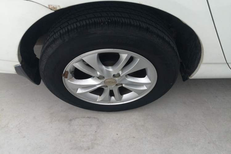 Used BYD F3 2014 1.5L Manual Luxury Model Right Rear Wheel Hub
