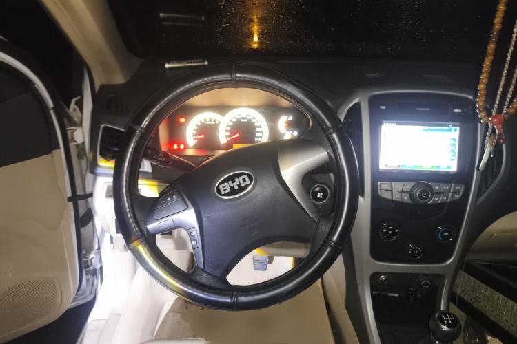 Used BYD F3 2014 1.5L Manual Luxury Model Steering Wheel