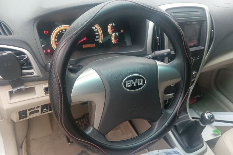 Used BYD F3 2014 1.5L Manual Luxury Model Steering Wheel