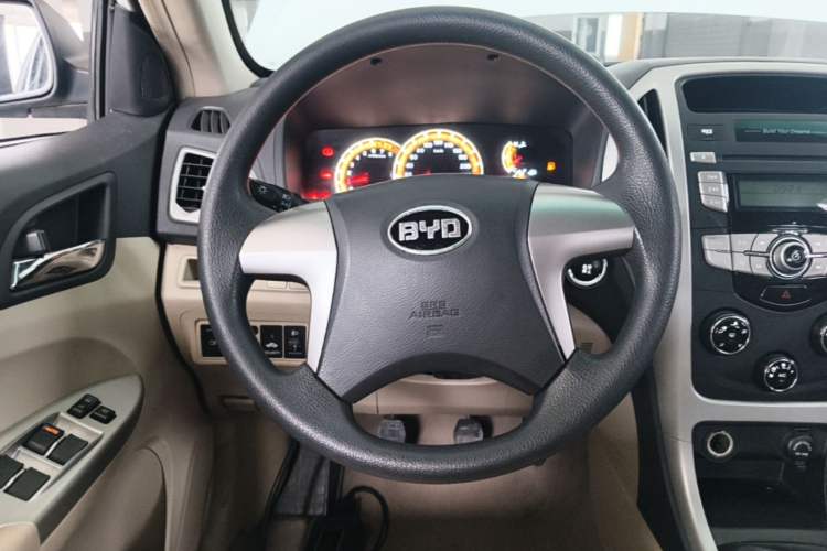 Used BYD F3 2014 1.5L Manual Luxury Model Steering Wheel