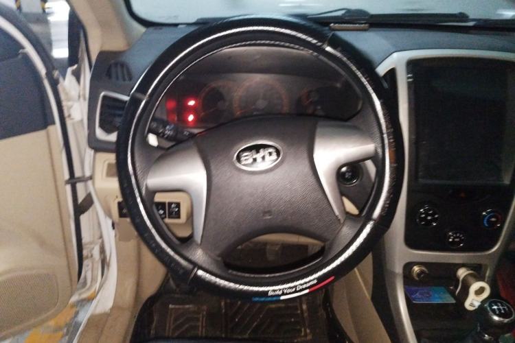 Used BYD F3 2014 1.5L Manual Comfort Model Steering Wheel