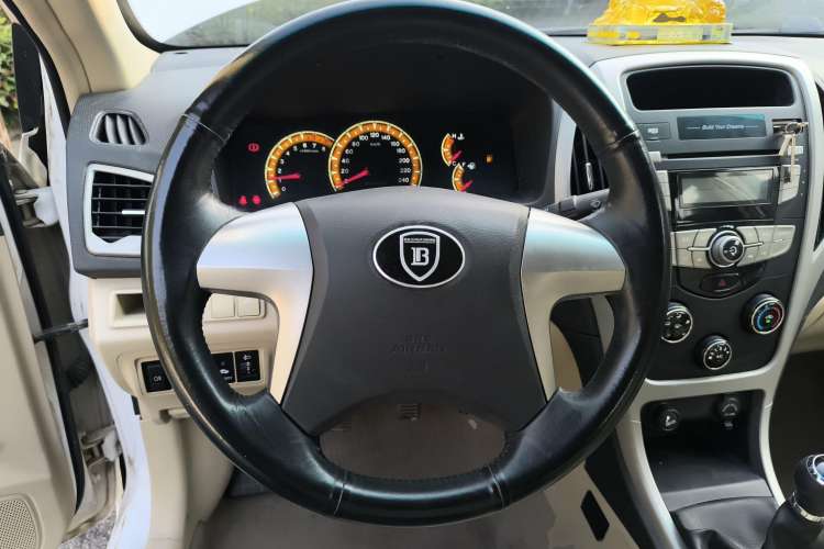 Used BYD F3 2014 1.5L Manual Luxury Model Steering Wheel