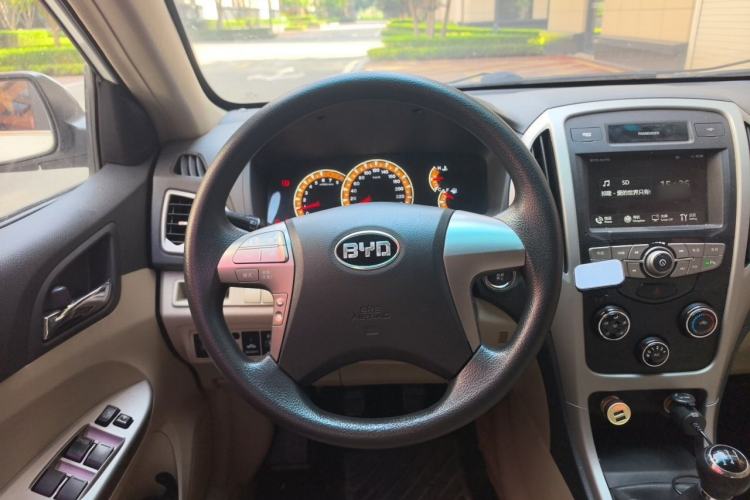 Used BYD F3 2014 1.5L Manual Luxury Model Steering Wheel