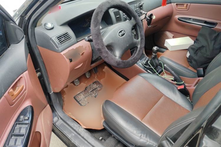 Used BYD F3 2015 Energy-Efficient Model 1.5L Manual Comfort Edition Driver Seat