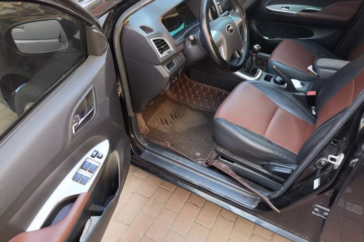 Used BYD F3 2015 Energy-Efficient Model 1.5L Manual Comfort Edition Driver Seat