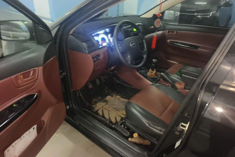 Used BYD F3 2015 Energy-Efficient Model 1.5L Manual Comfort Edition Driver Seat