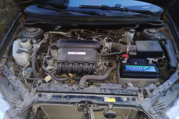 Used BYD F3 2015 Energy-Efficient Model 1.5L Manual Comfort Edition Engine Bay