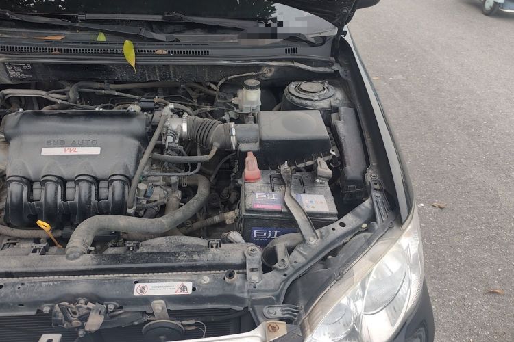 Used BYD F3 2015 Energy-Efficient Model 1.5L Manual Comfort Edition Engine Bay Left