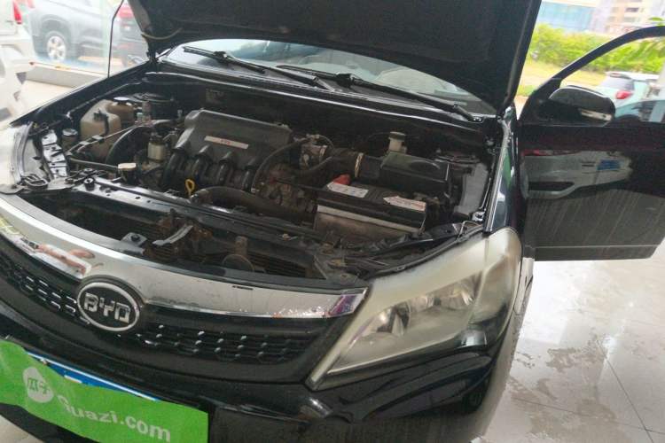 Used BYD F3 2015 Energy-Saving Edition 1.5L Manual Luxury Model Engine Bay Left