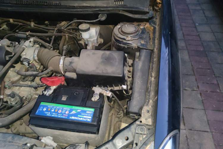 Used BYD F3 2015 Energy-Efficient Model 1.5L Manual Comfort Edition Engine Bay Left