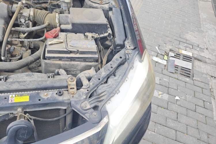 Used BYD F3 2015 Energy-Efficient Model 1.5L Manual Comfort Edition Engine Bay Left