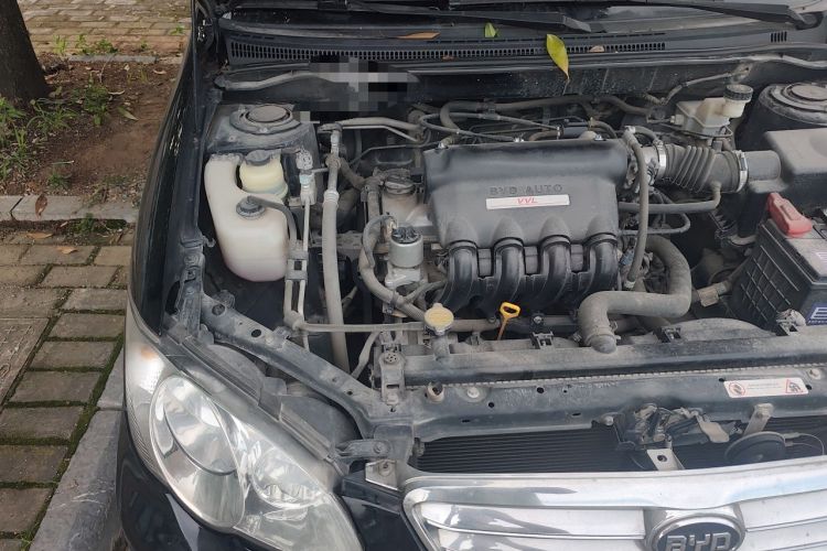 Used BYD F3 2015 Energy-Efficient Model 1.5L Manual Comfort Edition Engine Bay Right
