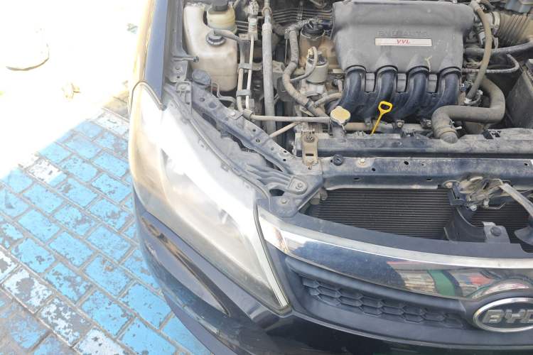 Used BYD F3 2015 Energy-Efficient Model 1.5L Manual Comfort Edition Engine Bay Right