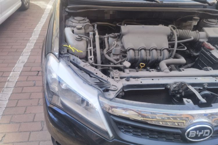 Used BYD F3 2015 Energy-Efficient Model 1.5L Manual Comfort Edition Engine Bay Right