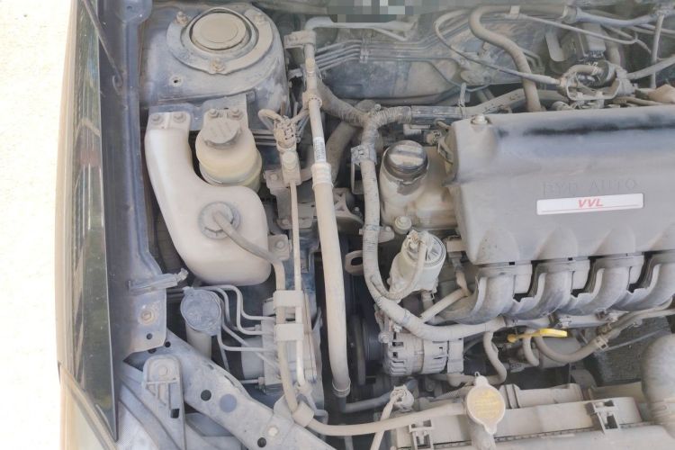 Used BYD F3 2015 Energy-Saving Edition 1.5L Manual Luxury Model Engine Bay Right