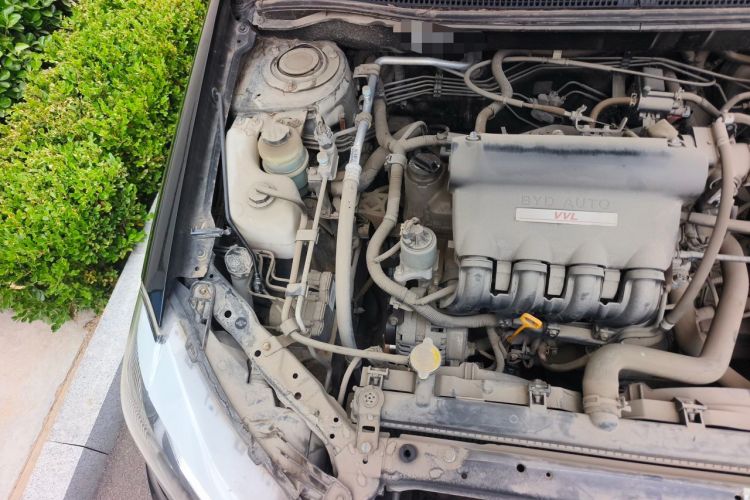 Used BYD F3 2015 Energy-Efficient Model 1.5L Manual Comfort Edition Engine Bay Right
