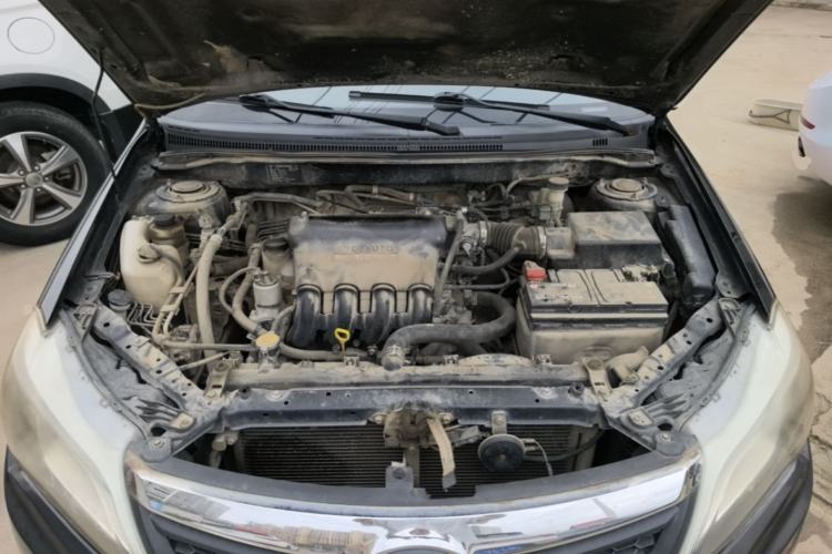 Used BYD F3 2015 Energy-Saving Edition 1.5L Manual Luxury Model Engine Bay