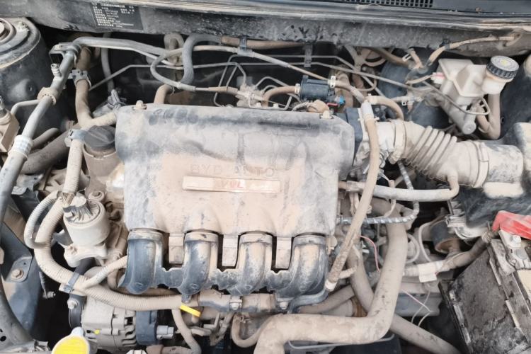 Used BYD F3 2015 Energy-Efficient Model 1.5L Manual Comfort Edition Engine Bay