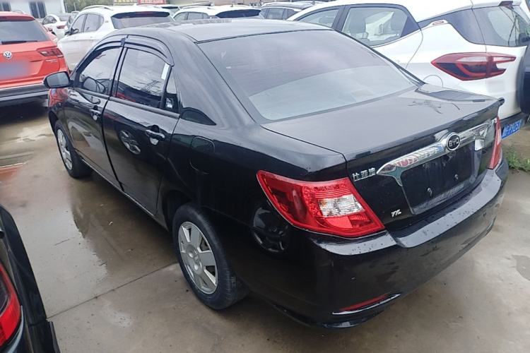 Used BYD F3 2015 Energy-Efficient Model 1.5L Manual Comfort Edition Exterior 2