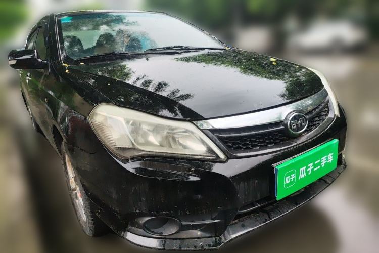 Used BYD F3 2015 Energy-Saving Edition 1.5L Manual Luxury Model Front Right 45 Deg