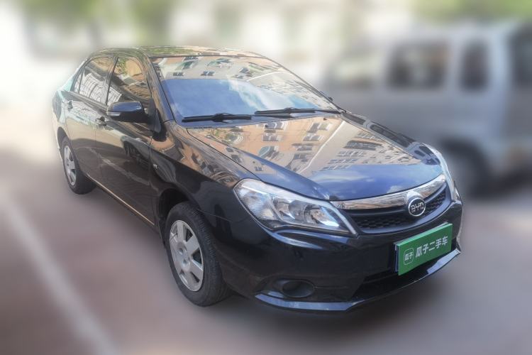 Used BYD F3 2015 Energy-Efficient Model 1.5L Manual Comfort Edition Front Right 45 Deg